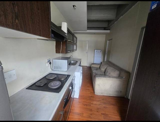 1 BEDROOM PROPERTY TO RENT IN BRAAMFONTEIN